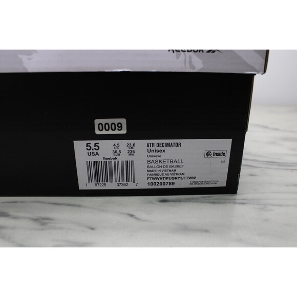 Athletic_Shoes